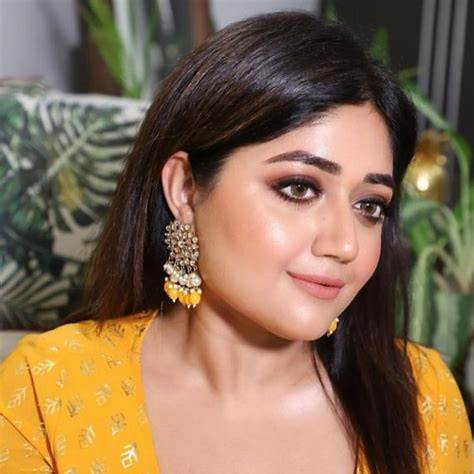 Game-Changing Top 10 Skincare Influencers in India